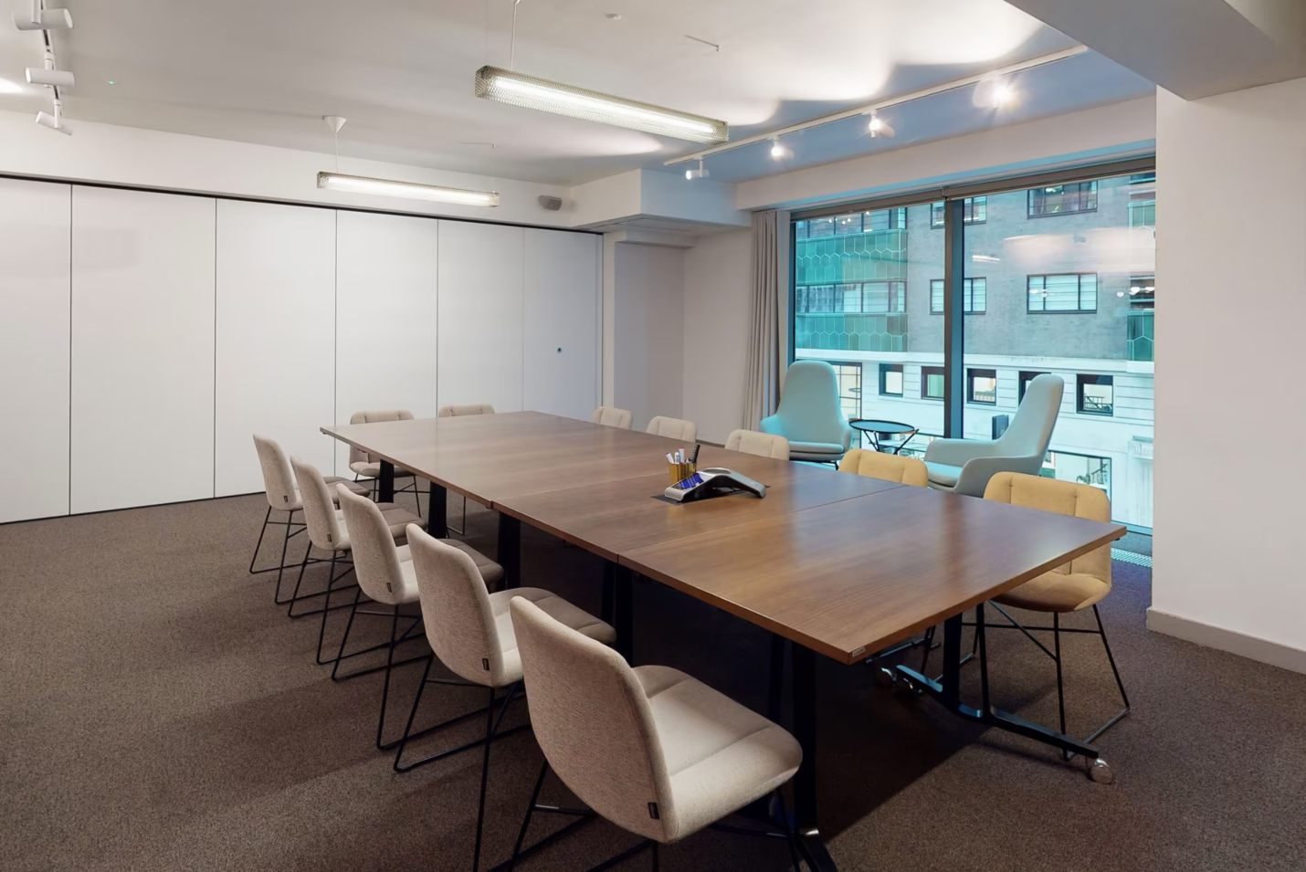 Fora - The Bloomsbury Building 5